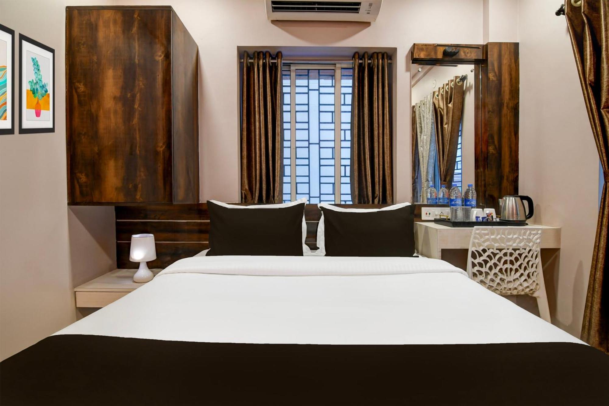 Super Collection O New Town Near Om Sweets Formerly Shiva Inn Calcutta Exteriör bild